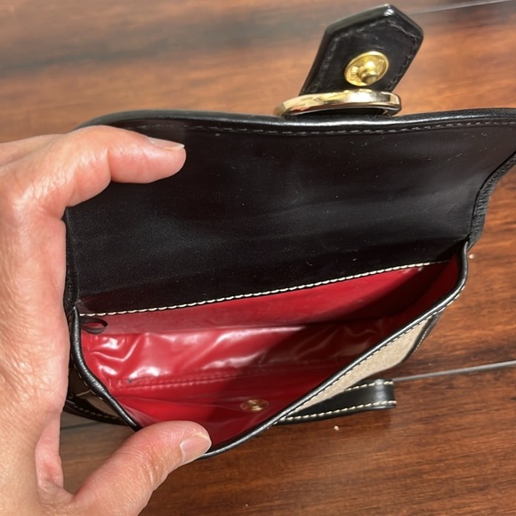 Dooney & Bourke Fabric and Leather Wristlet Clutch Coin Purse Buckle - Picture 10 of 15